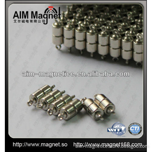 Sintered stable performance eyebolt clamping magnet